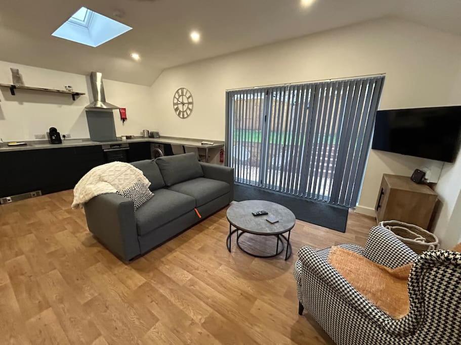 New Build Cosy Bungalow Near Bath And Bristol Wick  Bagian luar foto